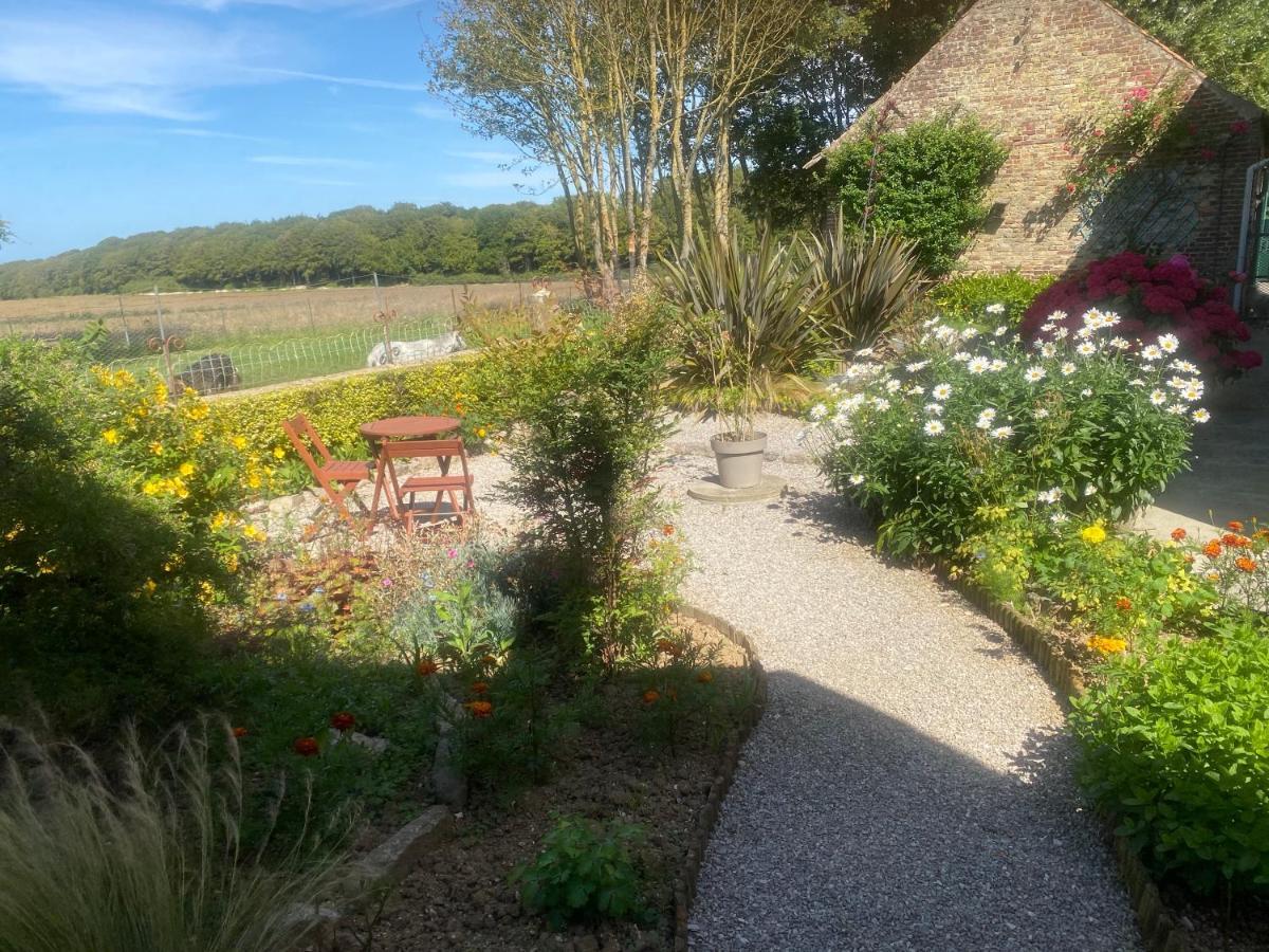 Ferme "Les Flaquettes" Bed & Breakfast Guînes Екстериор снимка
